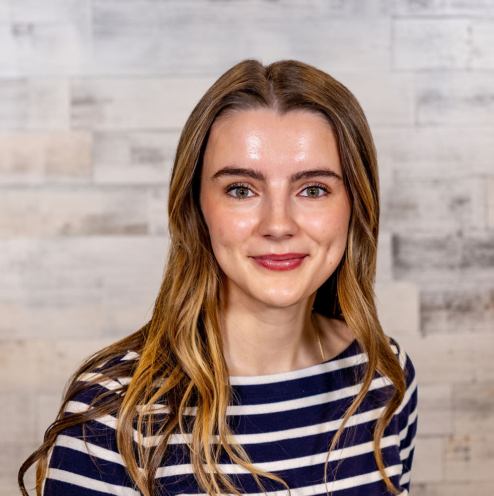 chloe broeml