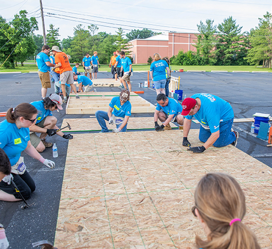 Employees volunteering for American Structurepoint careers.