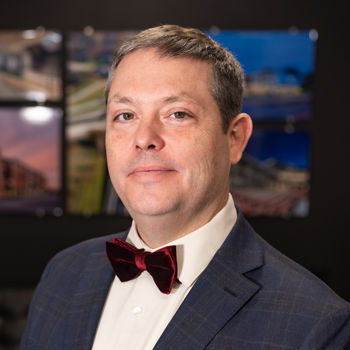 Stephen Cotton headshot