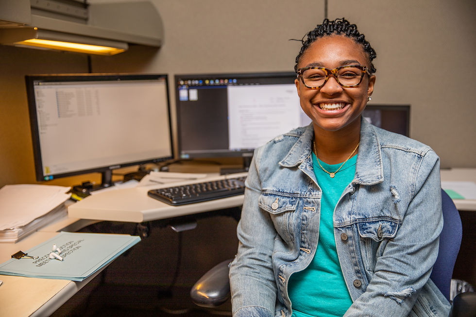 Student at internship and co-op opportunities office.
