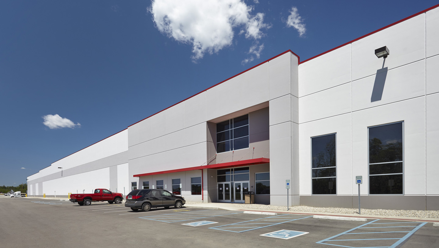 Dunham’s Sports Warehouse and Distribution Facility