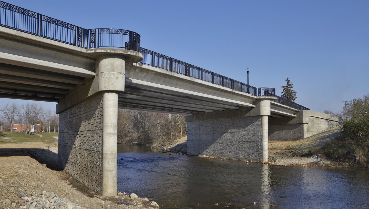 Jackson Street over White River Bridge