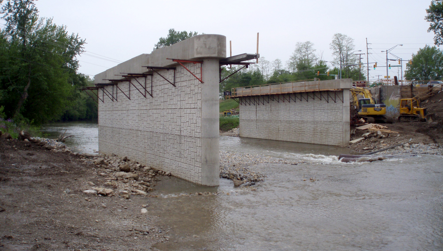 Bridge 513 on Jackson Street