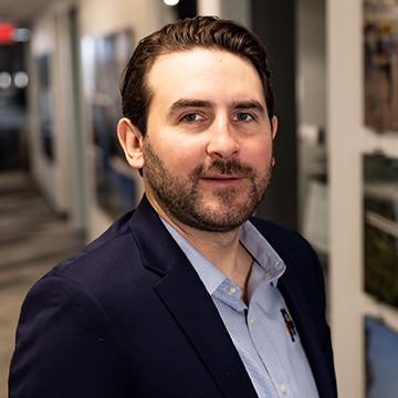 Adam Mora Headshot